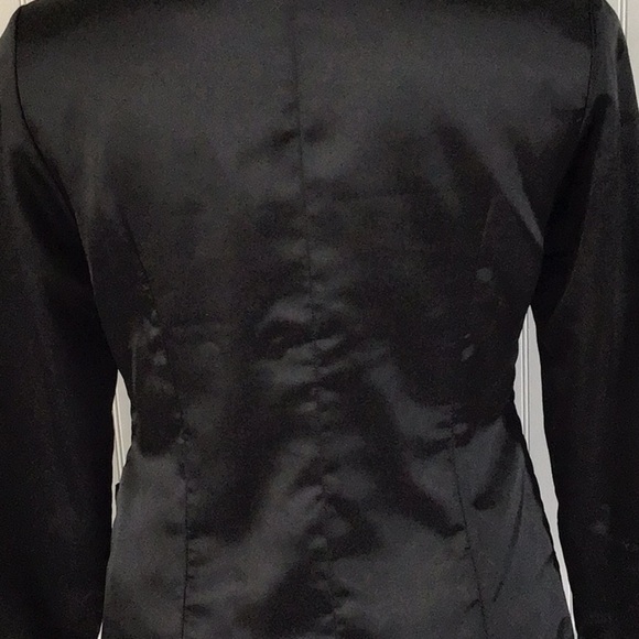 Made in Hong Kong Embroidered Jacket Size Medium - Picture 4 of 6